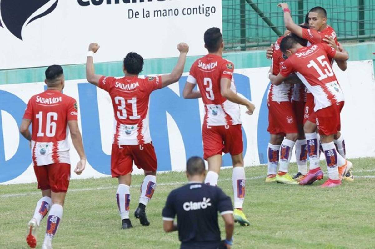 Vida en alerta: Más de 10 de contagiados por coronavirus, entre jugadores y cuerpo técnico