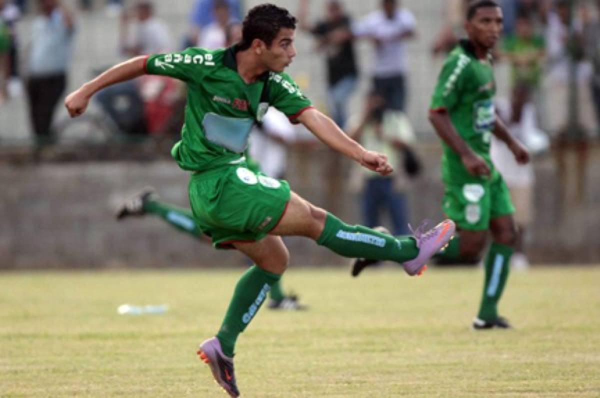 Futbolistas que pintaban para brillar pero su carrera se apagó temprano