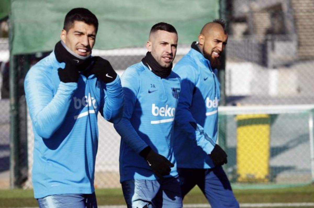 Barcelona se entrena sin Messi a dos días de recibir al Real Madrid