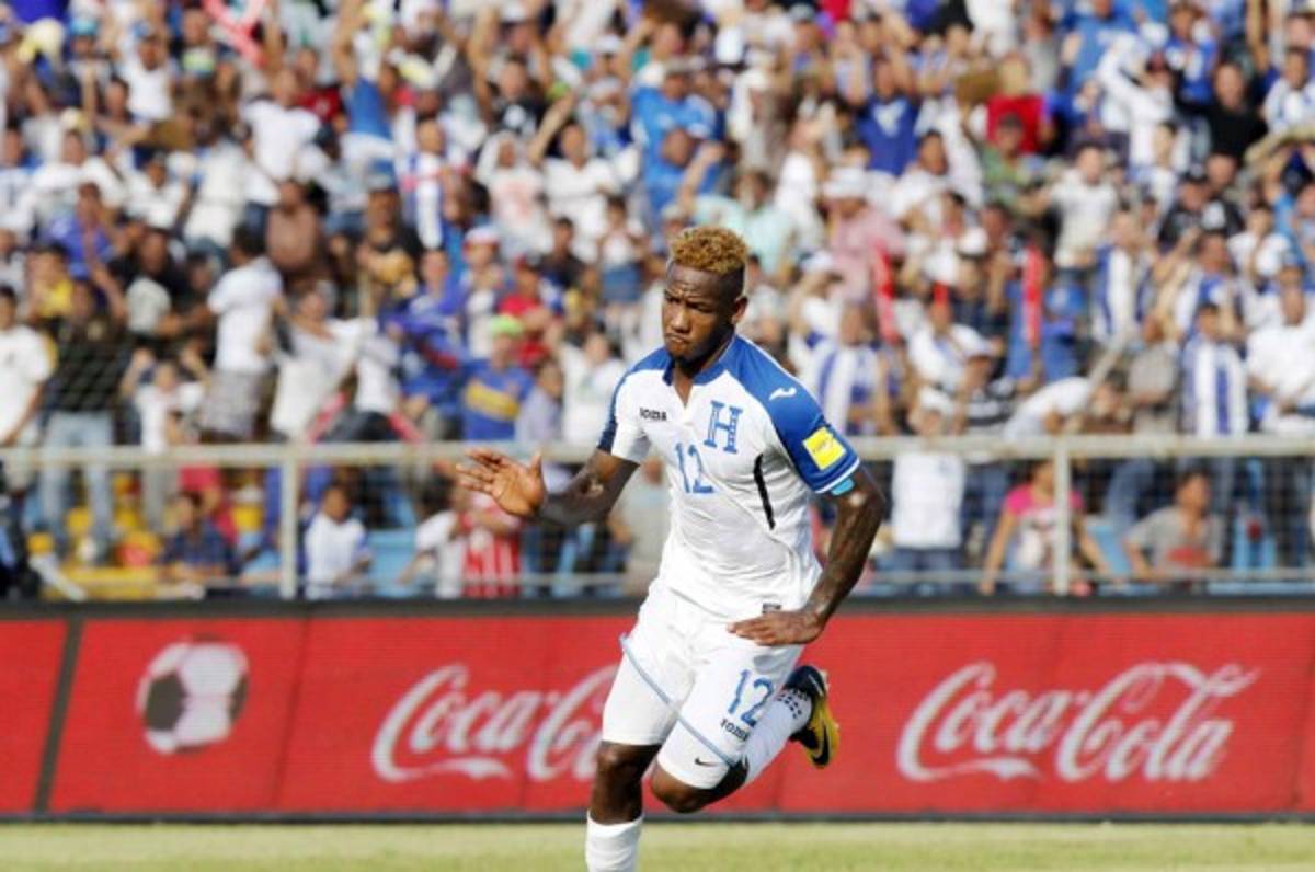 Honduras recibirá multa millonaria de FIFA por gritos homofóbicos