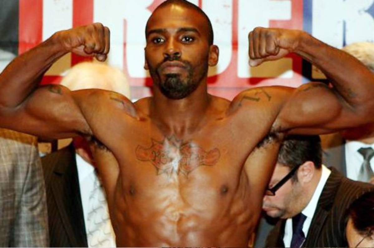 Brutal paliza de un boxeador gay a quien le hizo comentarios homofóbicos