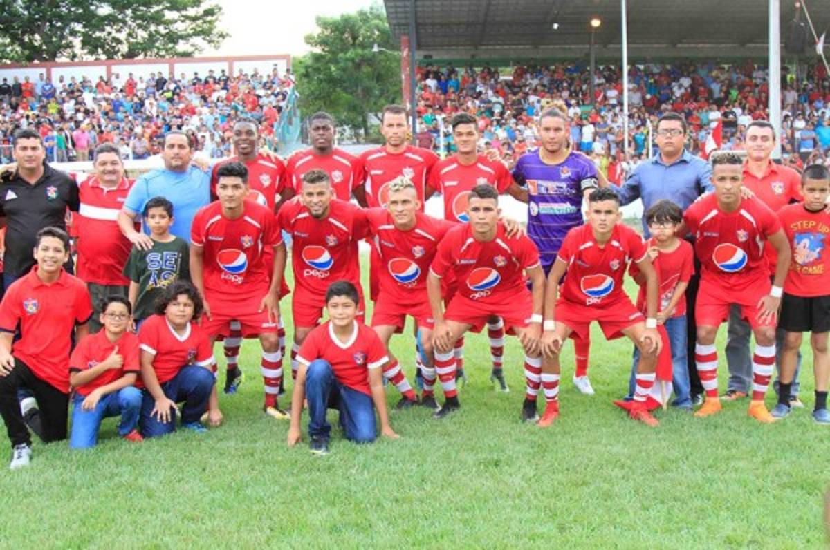 Infop acaba con el invicto de Villanueva jugando en casa