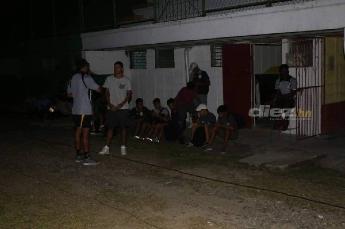 Jornada 18 se retrasó 30 minutos por fallas eléctricas en Puerto Cortés