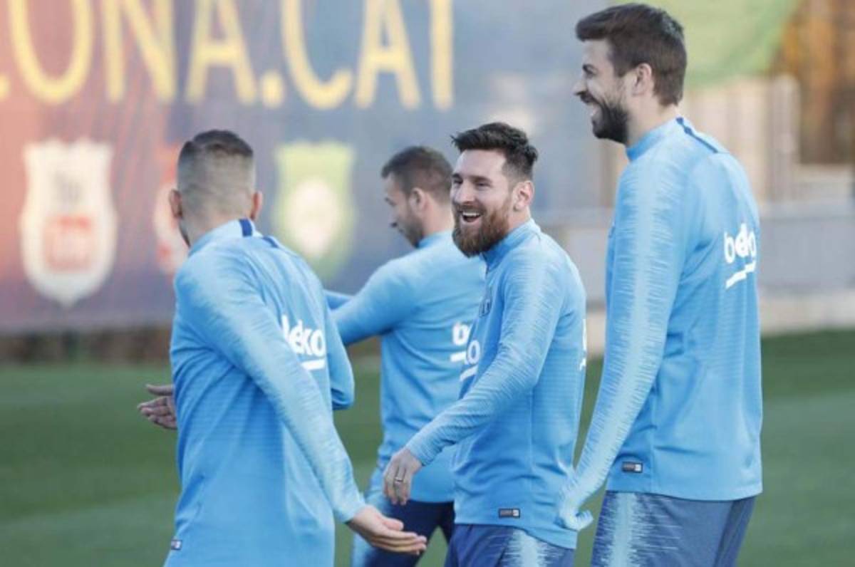 Barcelona anuncia su lista de convocados para el clásico con dos novedades