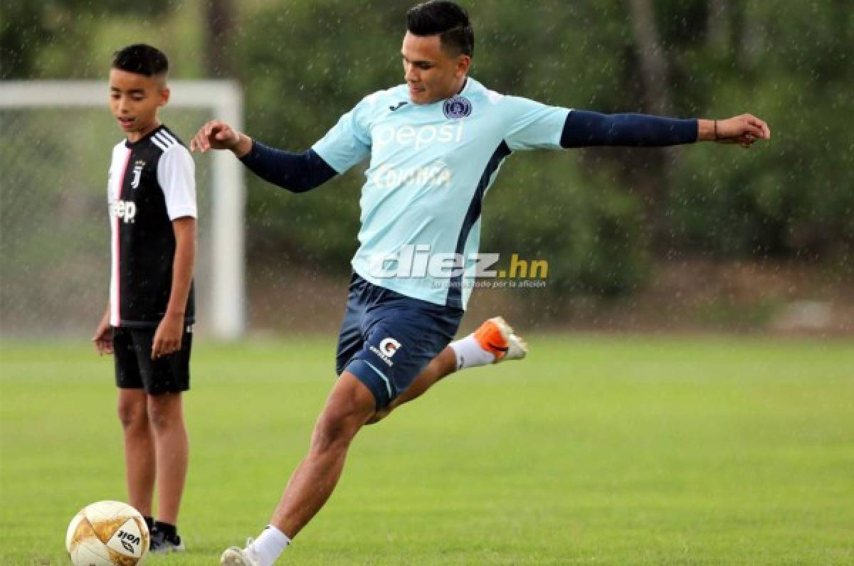 Torrencial aguacero: La lluvia inunda la sede de Motagua y retrasa su entrenamiento