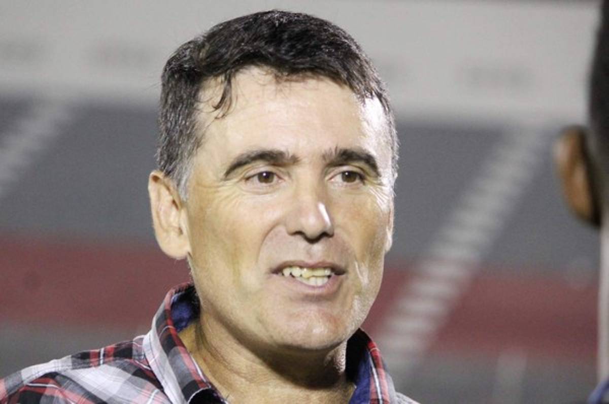 Araujo, DT del Vida: 'Es una lástima porque la ilusión era debutar ganando en casa'