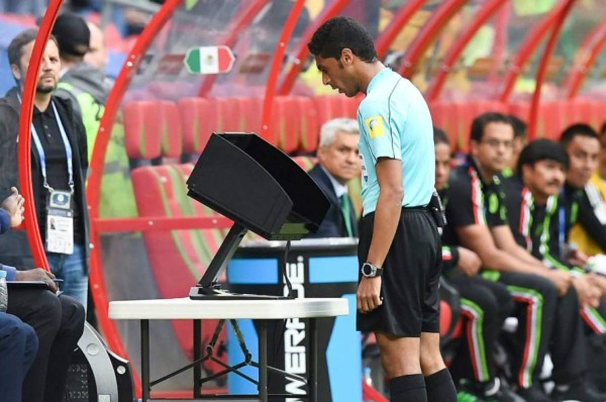 Presidente de Concacaf confirma la llegada del VAR a Copa Oro