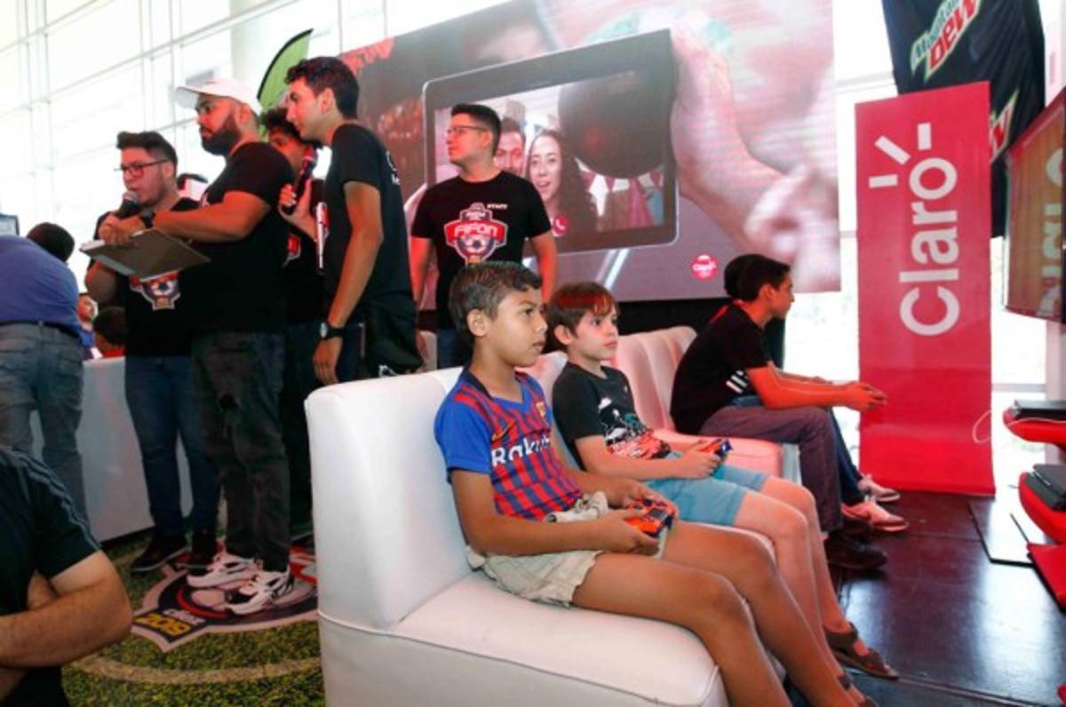 Mauricio Salomón se proclamó como el nuevo Rey del Fifón DIEZ 2019