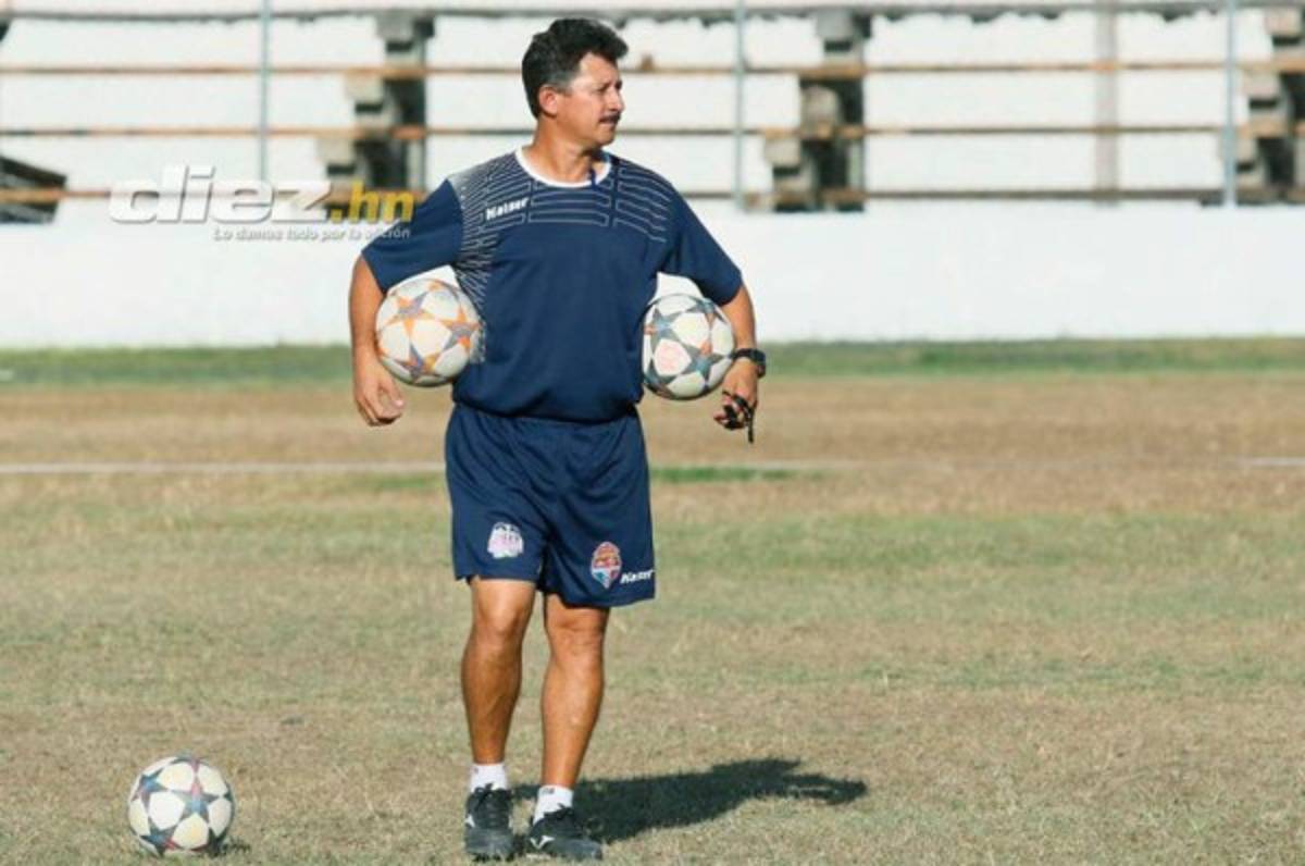 Fichajes: Comunicaciones ficha a hondureño; bombazo del Olimpia y Portigliatti suena en dos clubes