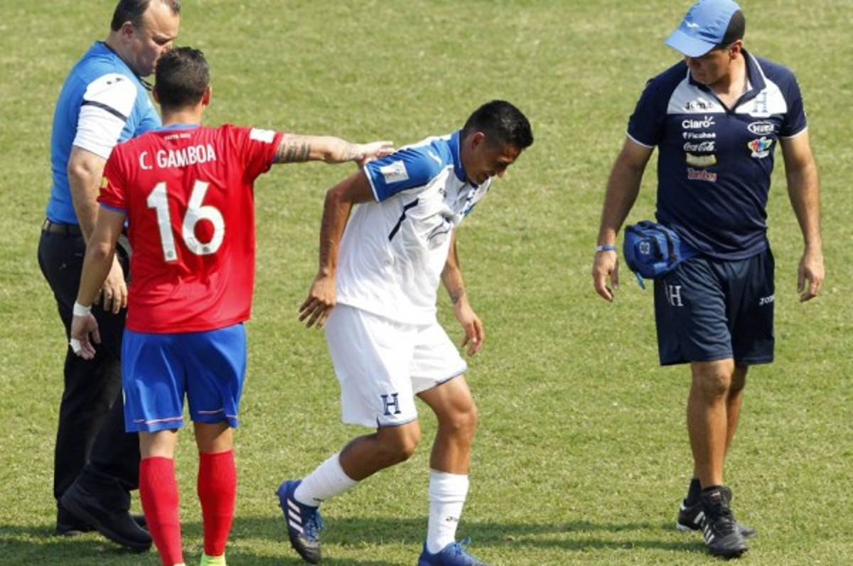 Andy Najar se molesta y dispara con todo a los críticos de la Selección