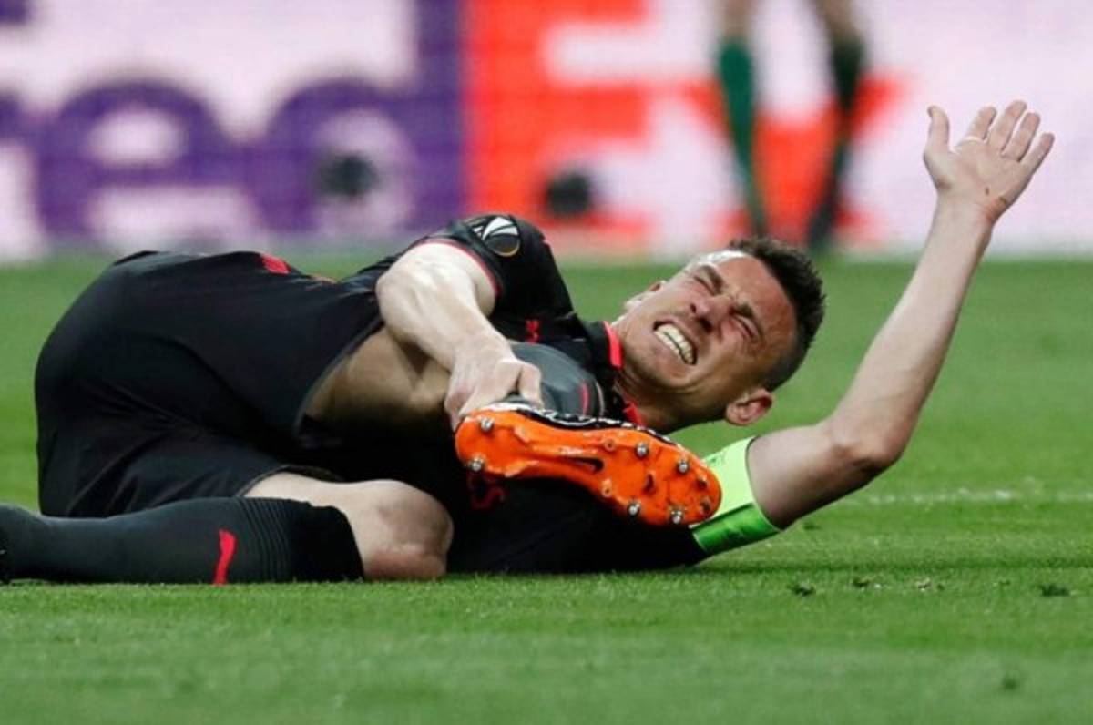 ¡Durísima baja! Francia pierde a Koscielny para el Mundial tras pasar por el quirófano