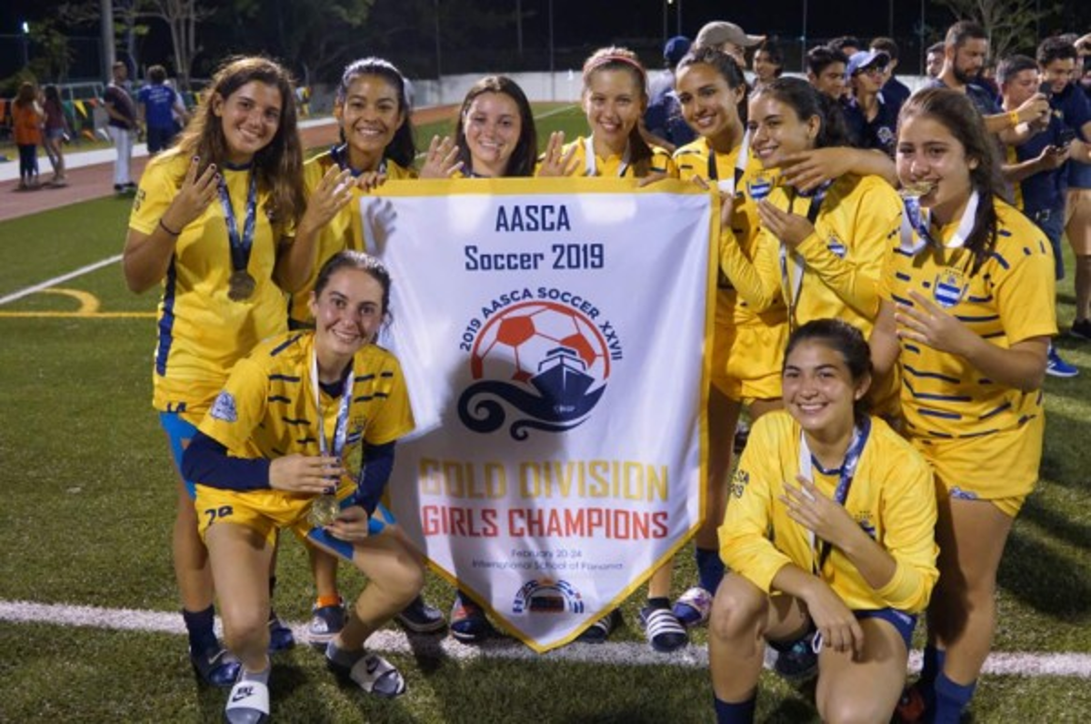 Escuela Internacional Sampedrana, tetracampeonas del AASCA en femenino