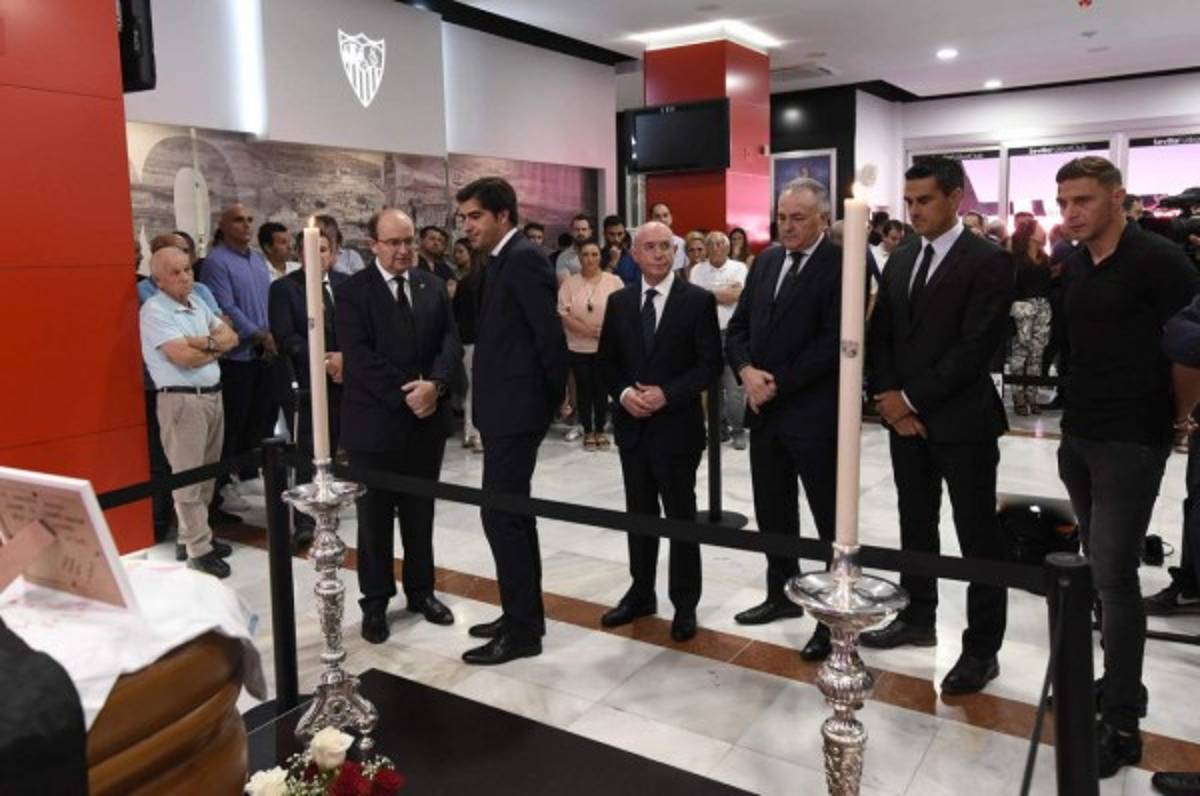 El último adiós: Llanto y dolor en el funeral de José Antonio 'La Perla' Reyes