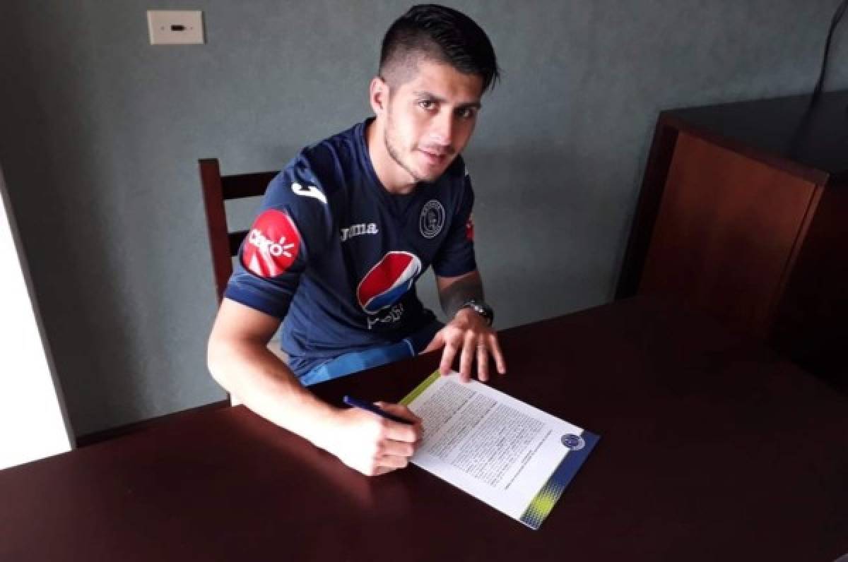 OFICIAL: Motagua confirma el fichaje del argentino Matías Galvaliz