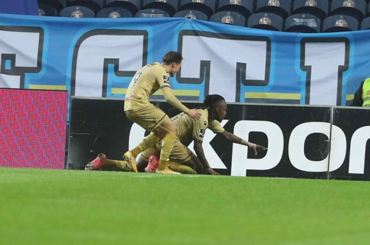 ¡Grítalo Panterita! El festejo de Albert Elis al marcar ante Porto su cuarta gol en Portugal y su duelo ante Pepe