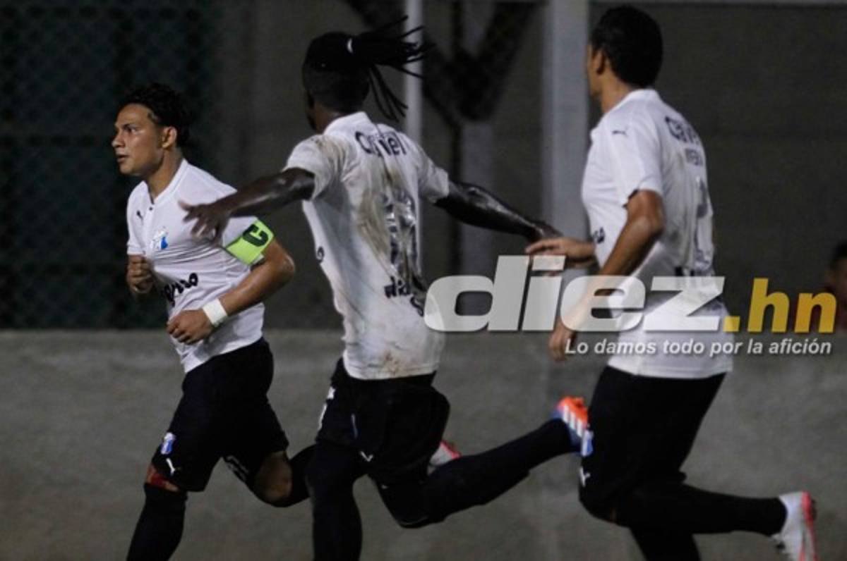 Honduras Progreso y Wilmer Cruz le pintan la cara al Olimpia de Héctor Vargas