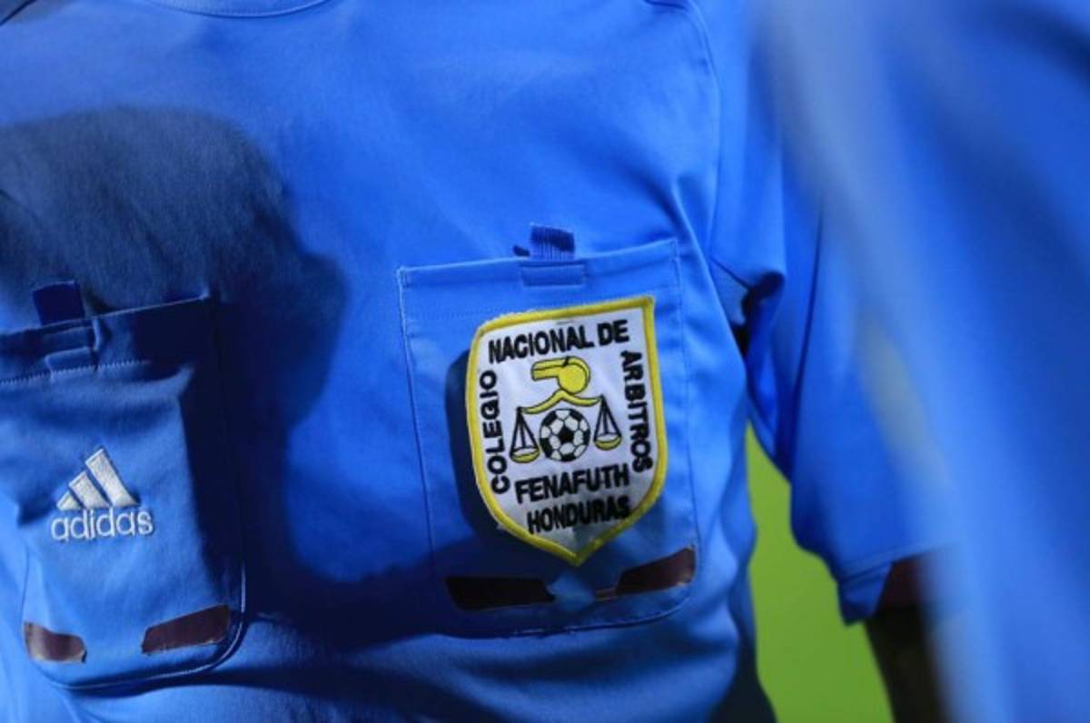 Árbitros amenazan con ir a huelga si no les permiten participar en Congreso de Fenafuth