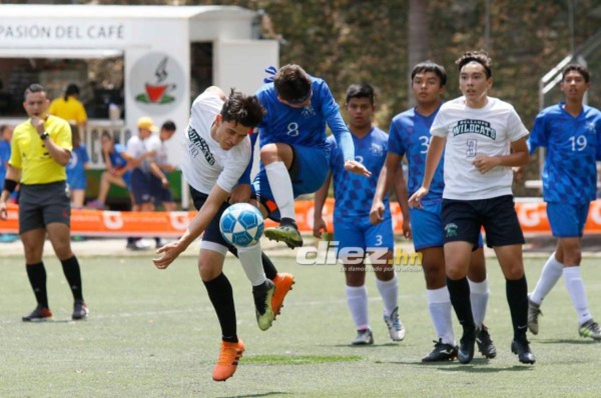 Goles, celebraciones y animadoras en la segunda jornada del Torneo de Escuelas Bilingües