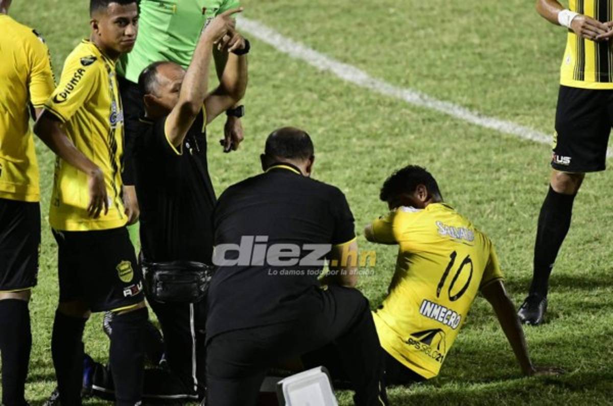 Jhow Benavídez sufrió un desgarro ante Vida y estará hasta tres semanas fuera de acción