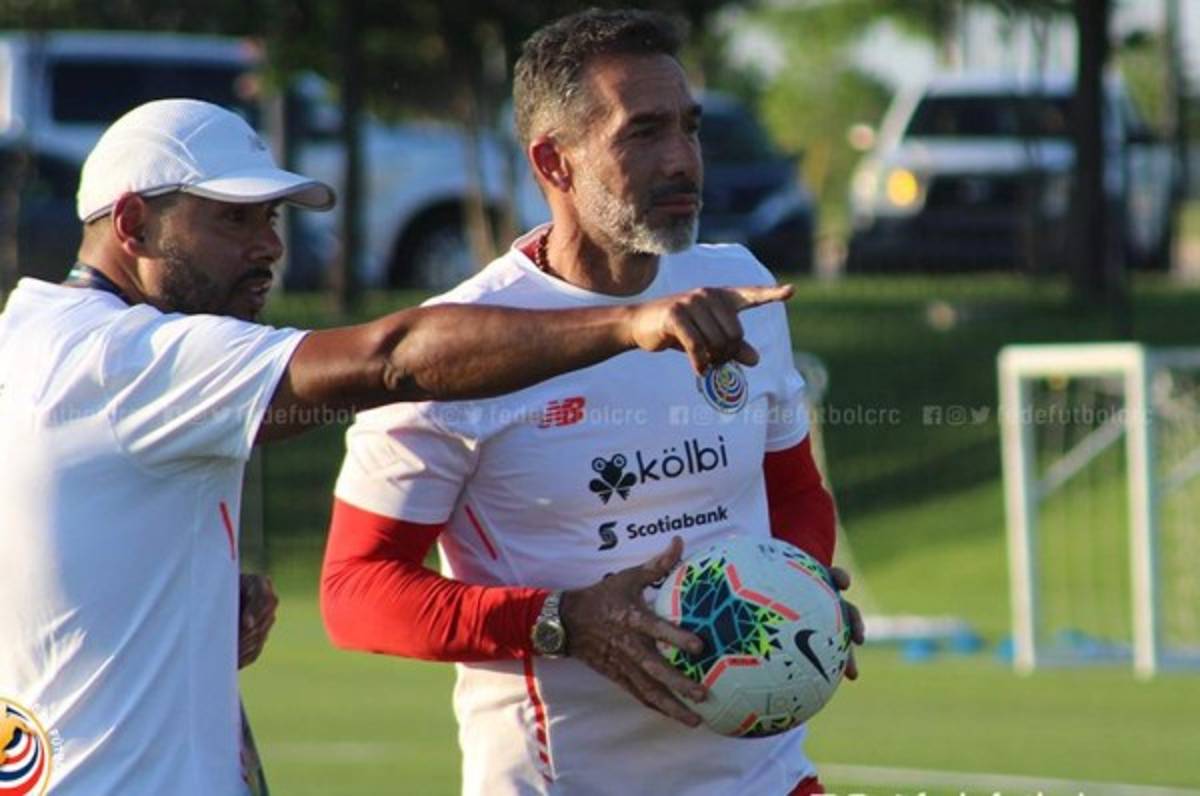 Gustavo Matosas: 'No conozco la especulación en los torneos cortos'