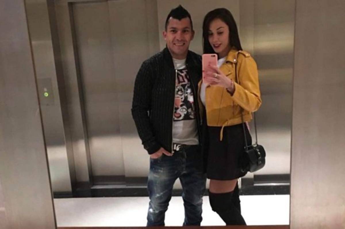 Románticos momentos entre futbolistas internacionales y sus parejas