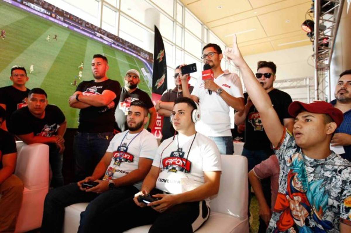 Mauricio Salomón se proclamó como el nuevo Rey del Fifón DIEZ 2019