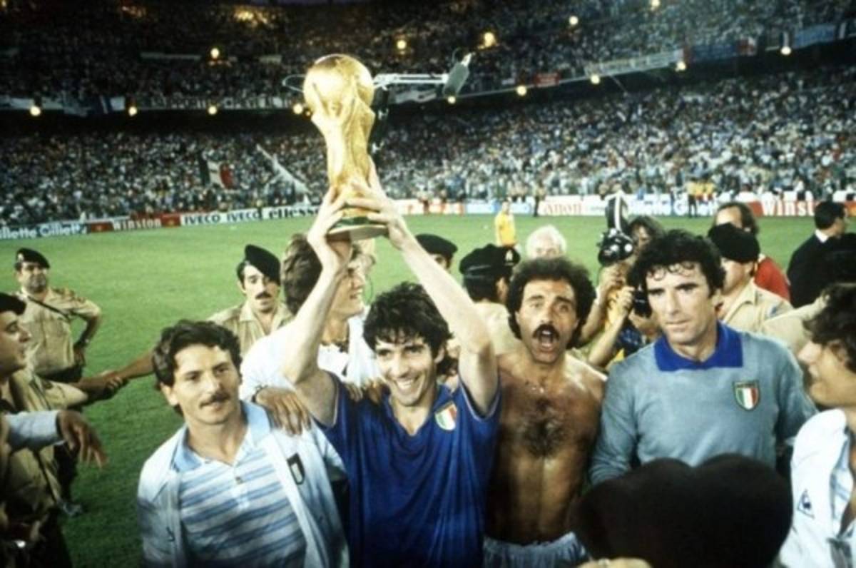Muere a los 64 años el futbolista italiano Paolo Rossi, héroe del Mundial 82