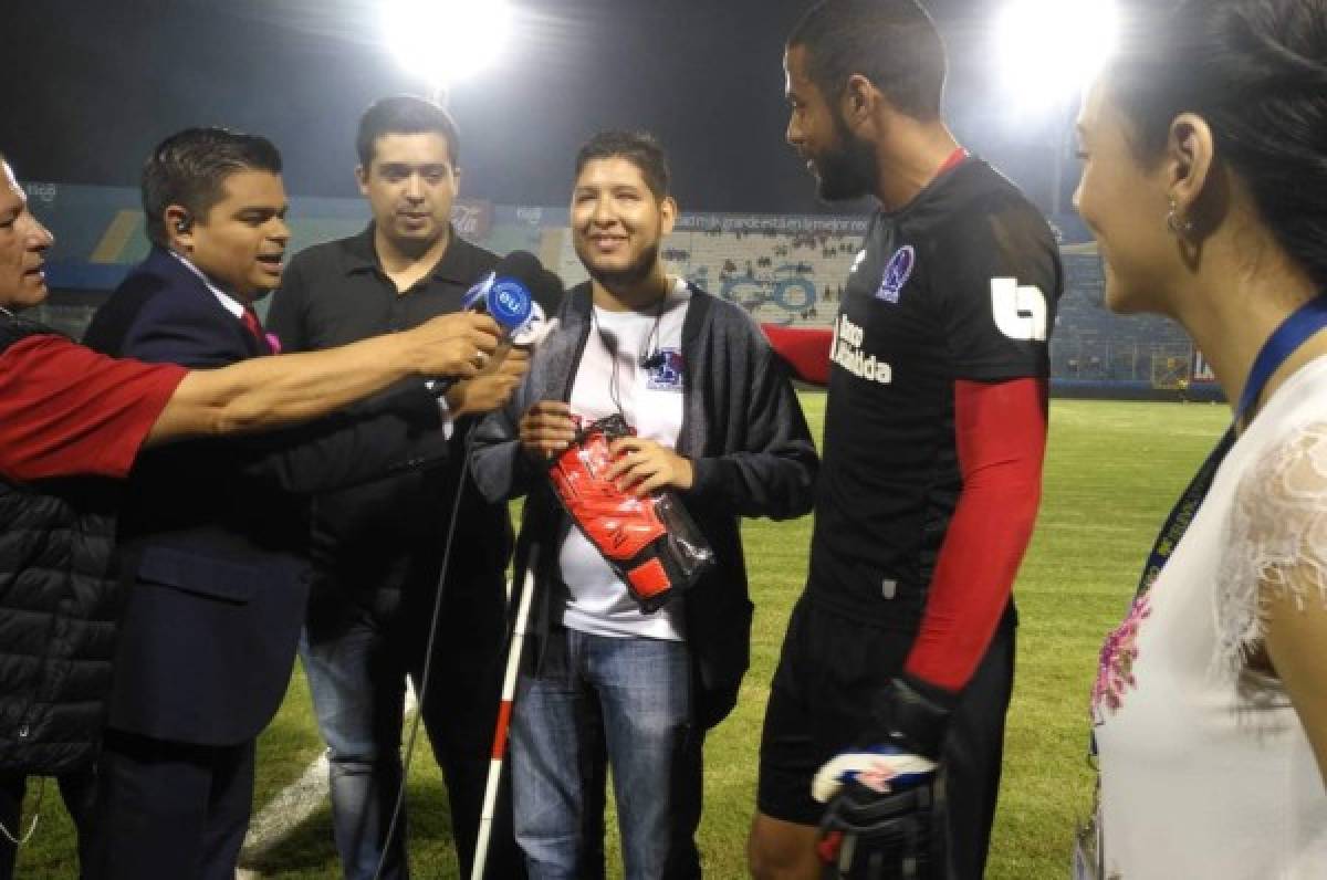 El bonito gesto del Olimpia con aficionados en el Nacional