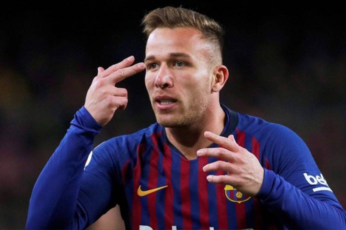 Roban en casa de Arthur y amenazan a su hermana mientras se jugaba el Barcelona-Liverpool