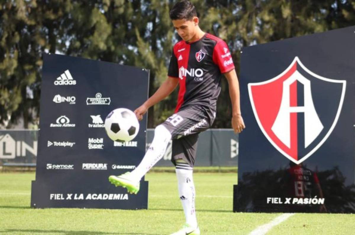 Espn llama 'extraño caso' el fichaje de Cristian Cálix por el Atlas