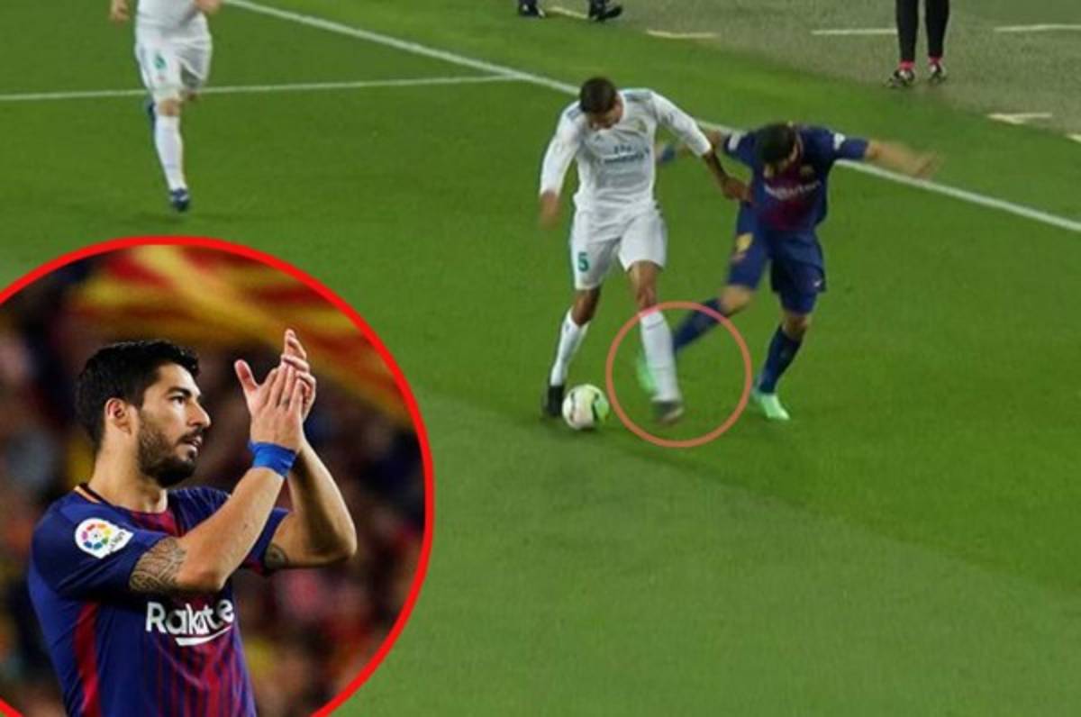 Suárez lo confiesa: ''Es falta contra Varane, pero es la decisión del árbitro''