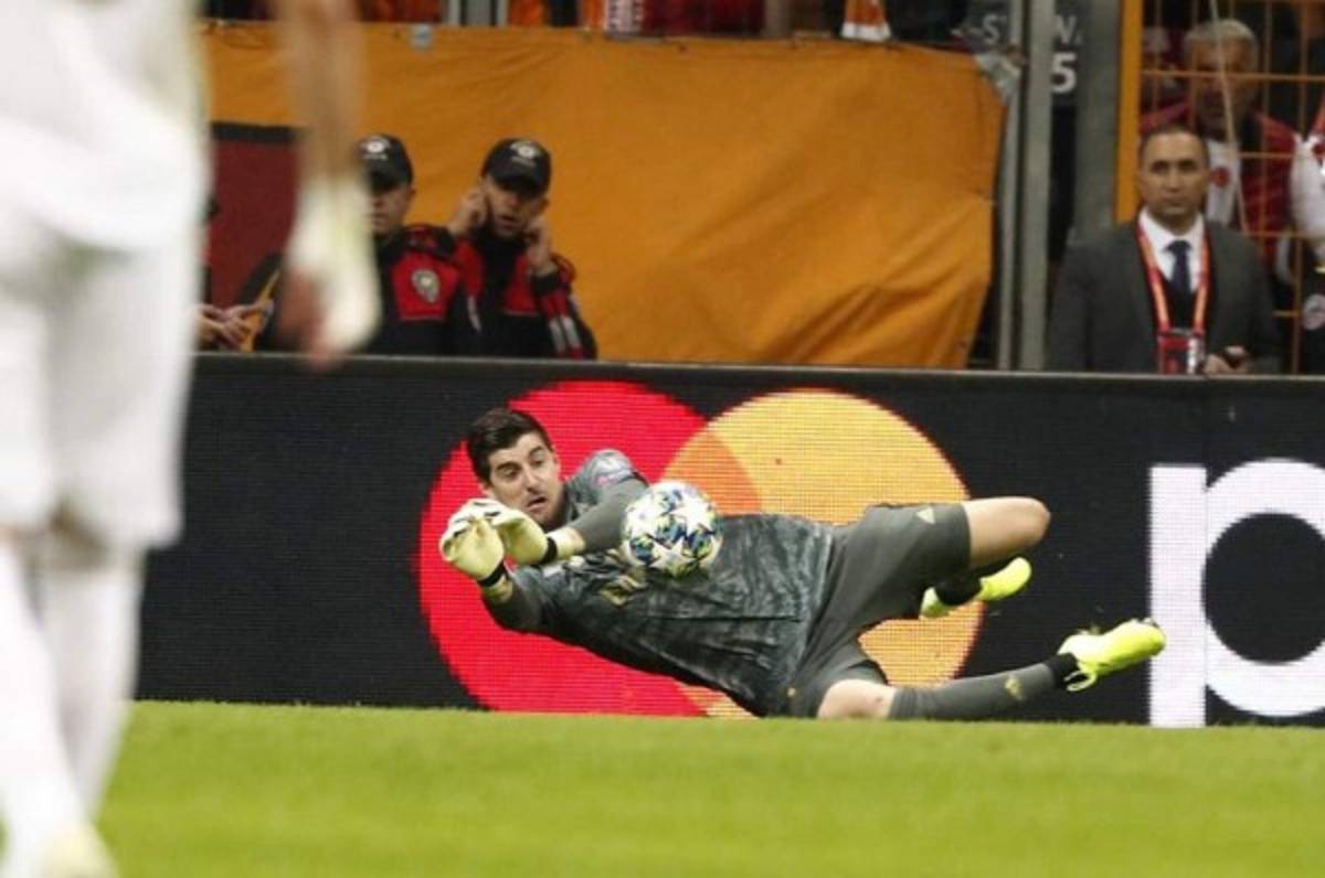 Courtois a sus críticos: 'Sé el portero que soy, nunca dudé de mí mismo'