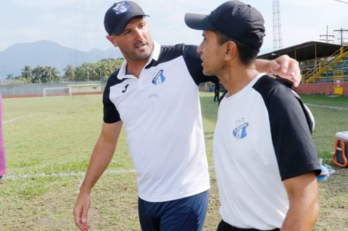 Palomo Rodríguez: 'Jugar fútbol como lo hicimos hoy, sin público, no tiene sentido”