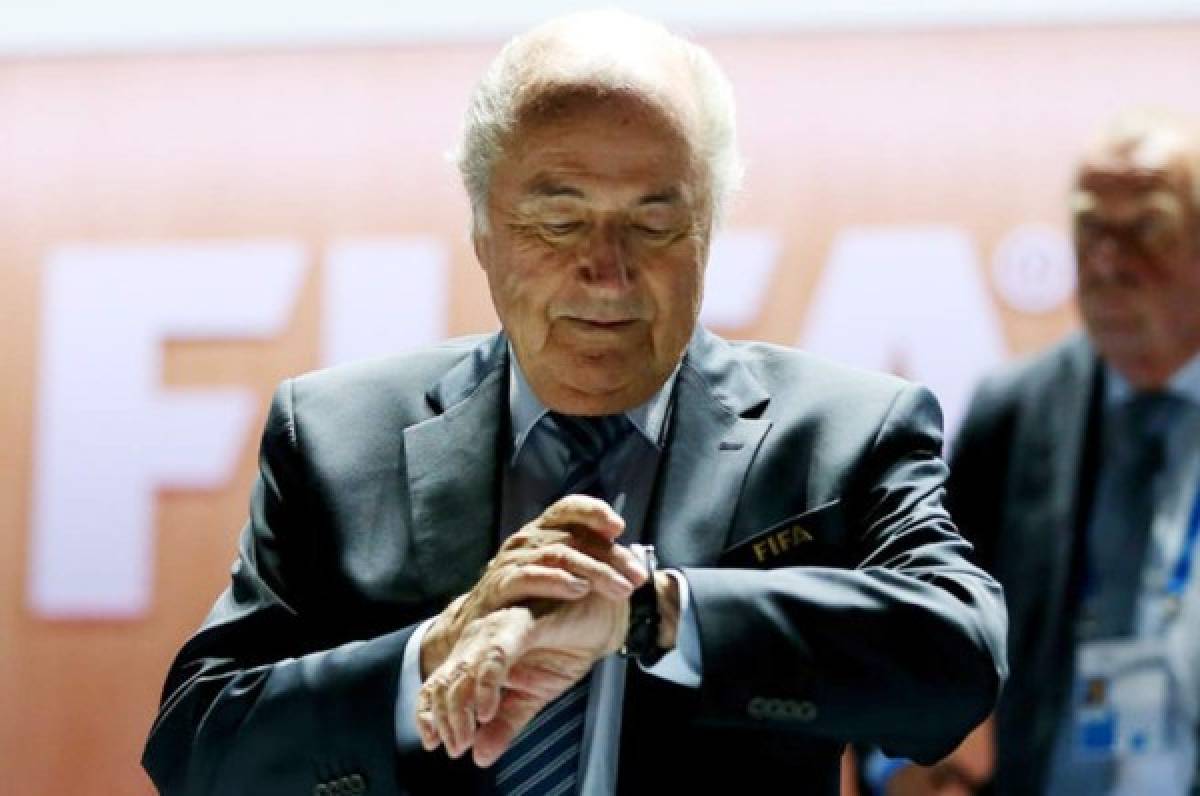 Joseph Blatter exige que la FIFA le devuelva los relojes que dejó en su oficina