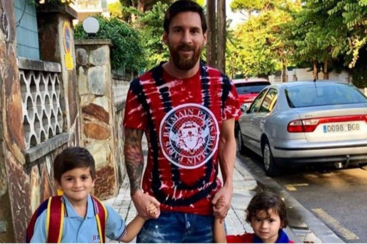 Messi acompaña a sus hijos en su regreso a la escuela