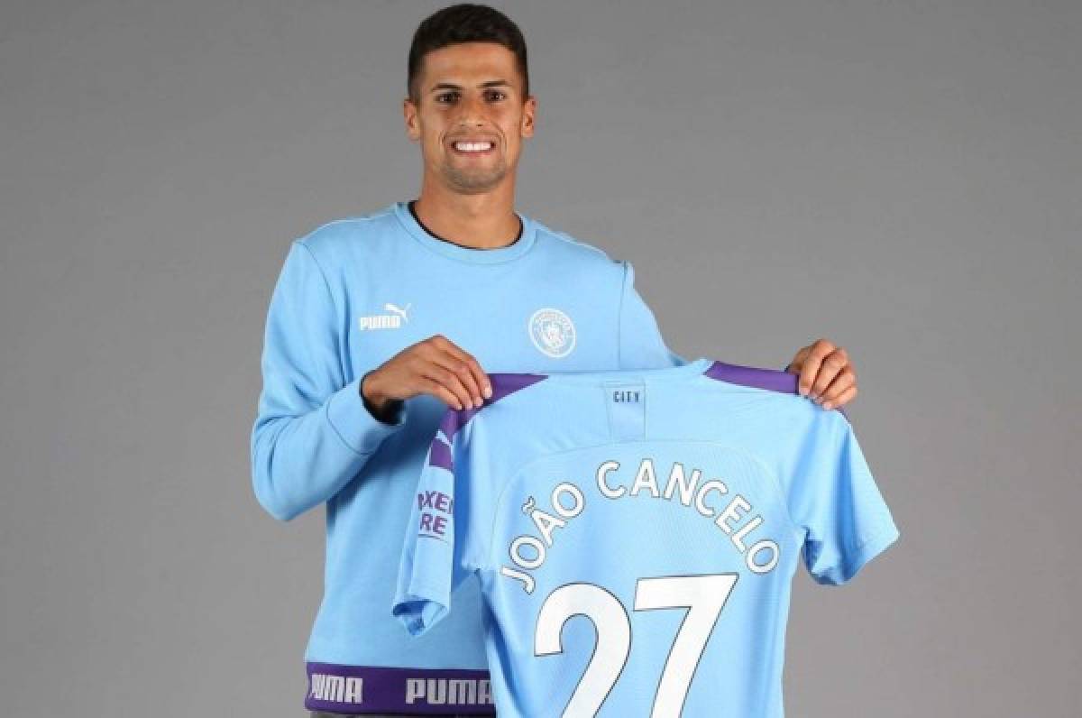 Oficial: Manchester City anuncia el fichaje de Joao Cancelo