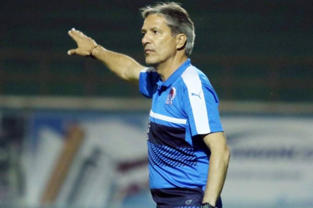 Carlos Restrepo: 'Terminamos dominando el partido y ganándolo ampliamente'