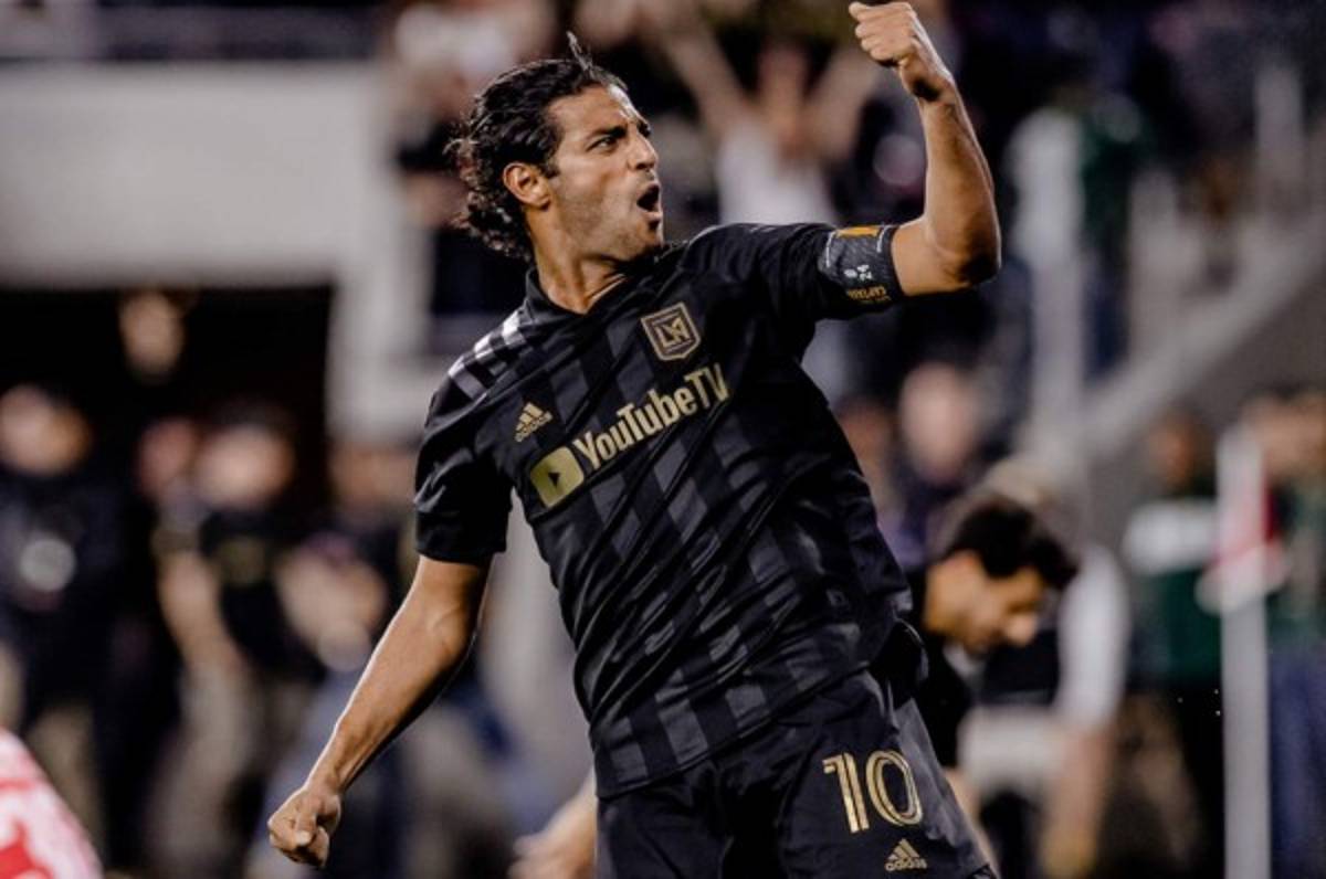 Top: Carlos Vela supera a 'Chicharito' en venta de camisetas en la MLS durante 2020