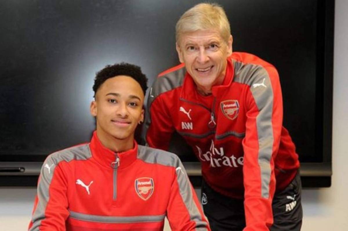 La historia de superación de Cohen Bramall, de obrero desempleado a refuerzo del Arsenal.