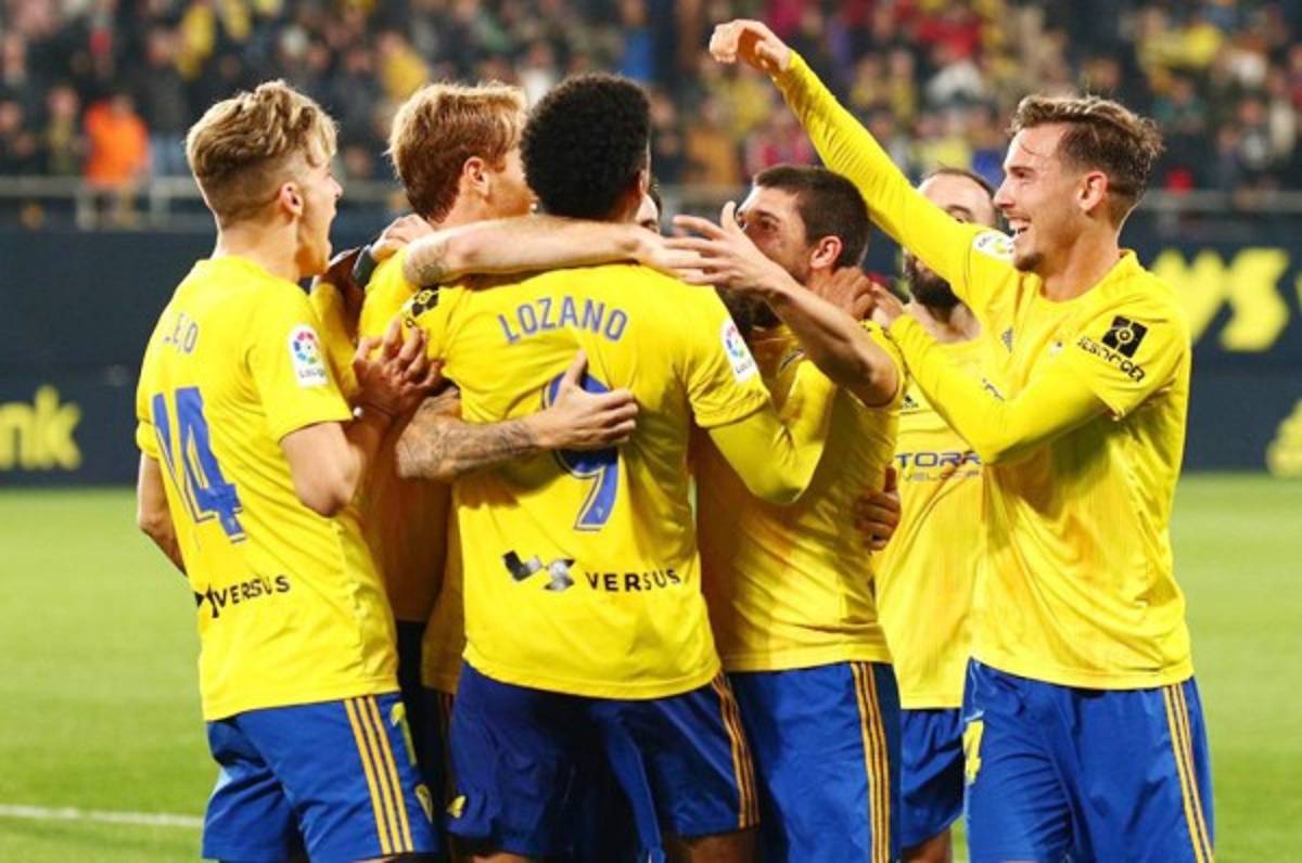 Choco Lozano buscará romper su propio récord hoy en el cierre de la temporada con el Cádiz en España