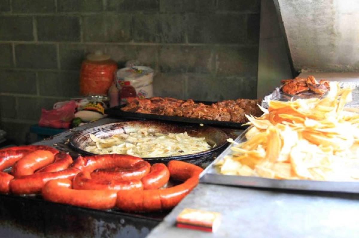 Vendedores duplicaron los precios en el Yankel; un plato de comida cuesta 200 lempiras