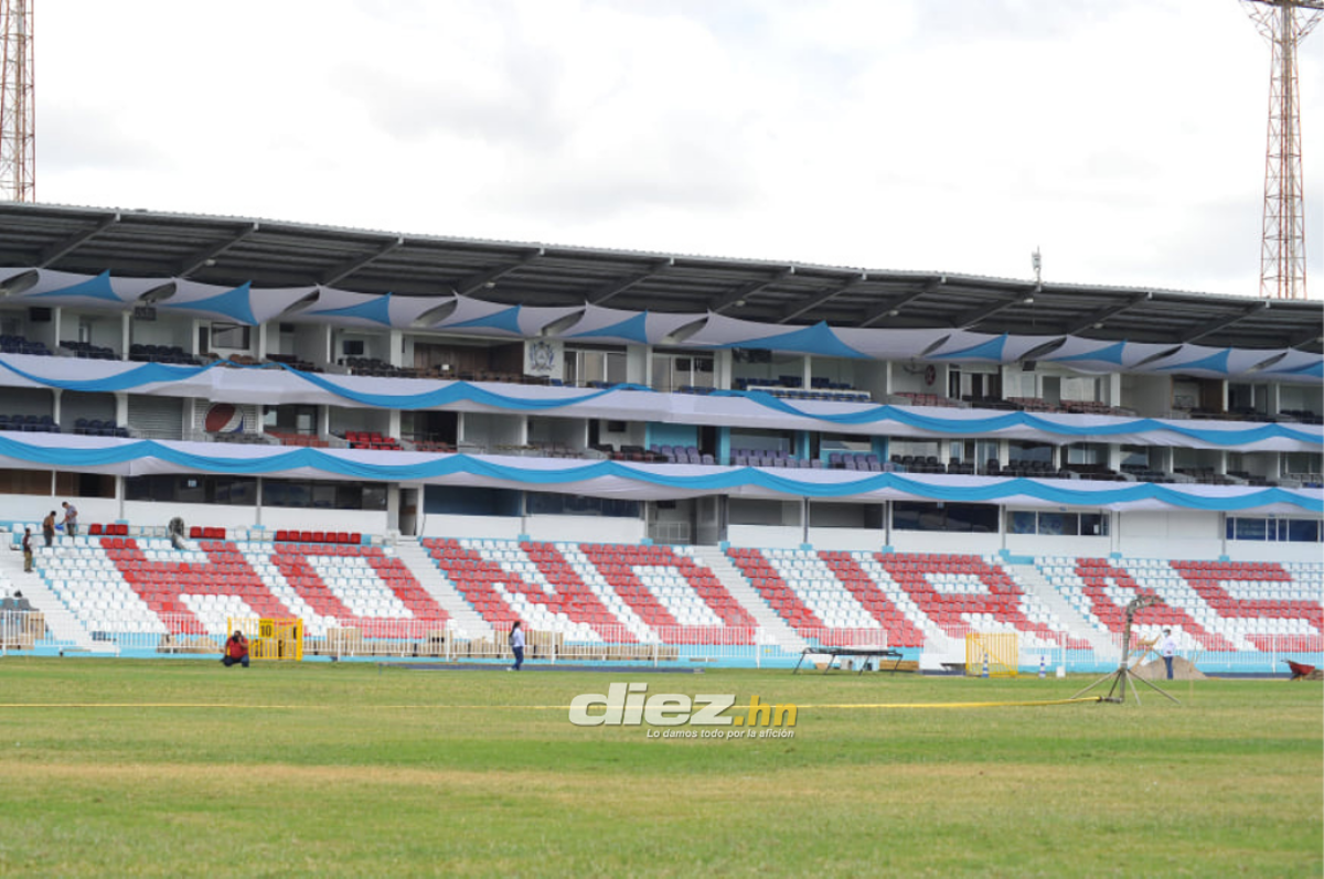 ¡Ya tiene nuevas butacas, pero la cancha está peor! Así luce actualmente el estadio Nacional y los cambios que vienen a mitad de año