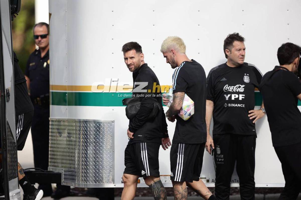 Messi rumbo al entrenamiento de Argentina de este martes. Foto DIEZ: Yoseph Amaya.