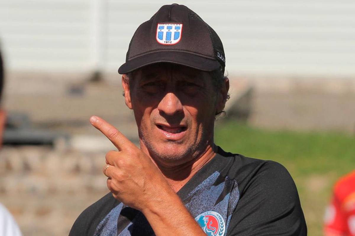 Pedro Troglio revela el futbolista del Olimpia con el que estuvo a punto de “agarrarse a trompadas”