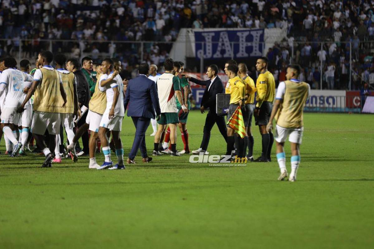 ¡Honduras se tumba a México! La euforia del Choco Lozano, el festejo especial de Róchez y el canto de la afición catracha a los aztecas
