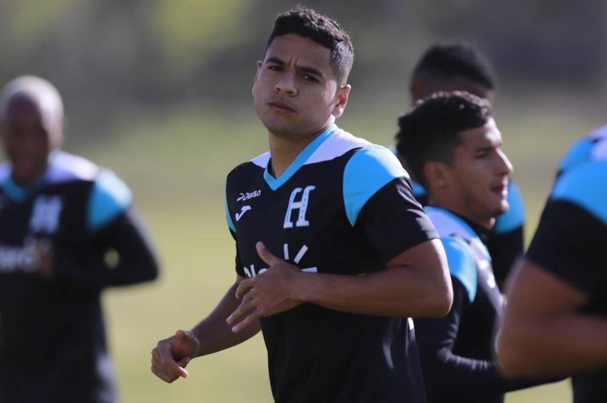 ¿Clásico centroamericano devaluado? Carlos Pineda responde: “No podemos definir a Costa Rica por su actualidad”