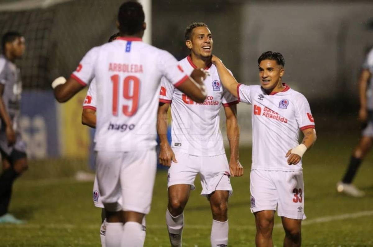 Lo de siempre: Olimpia goleó al Honduras Progreso y arrancó con pie derecho la era de Pablo Lavallén