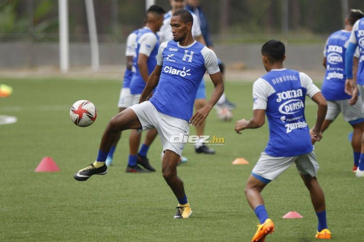 El invitado sorpresa, los ausentes y la nueva incorporación: Así fue el nuevo entrenamiento de Honduras bajo las órdenes de Diego Vázquez