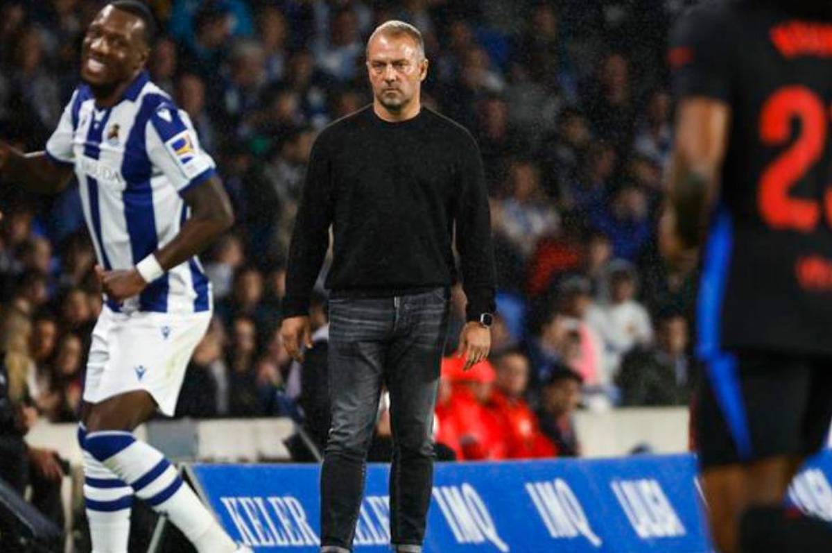 Hansi Flick y su reacción sobre el polémico gol anulado por el VAR a Lewandowski; revela lo que le dijo al árbitro