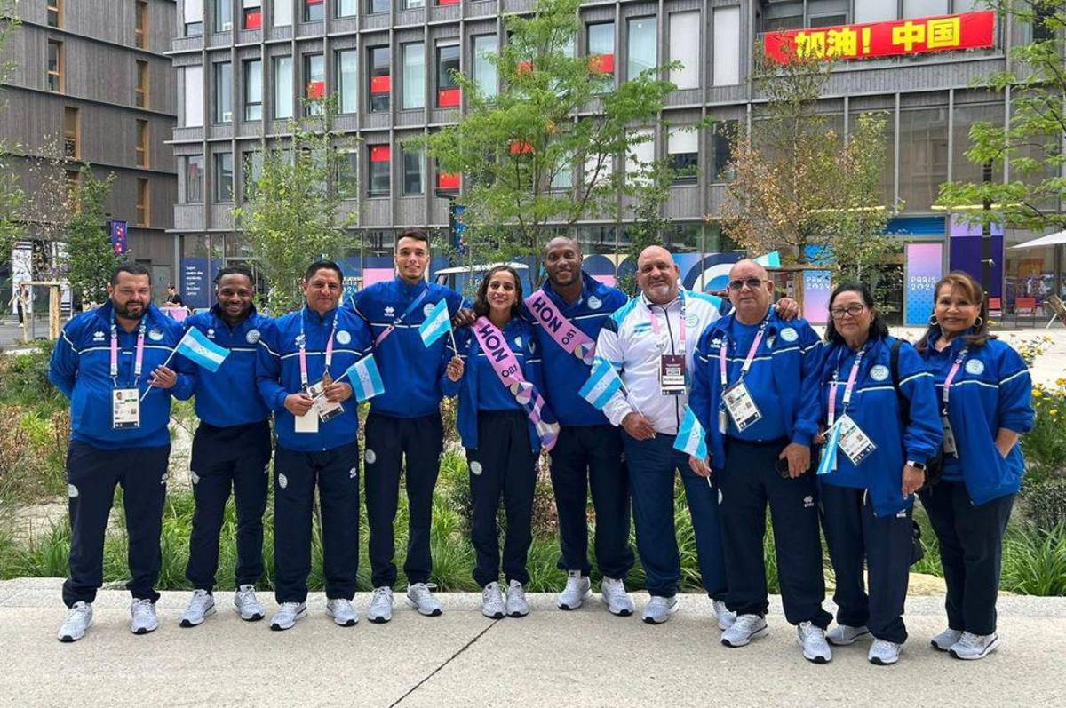 Delegación de Honduras brilla en la inauguración de los Juegos Olímpicos París 2024: así fue su paso por el Río Sena